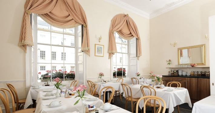 breakfast room at the Edgar Townhouse in Bath
